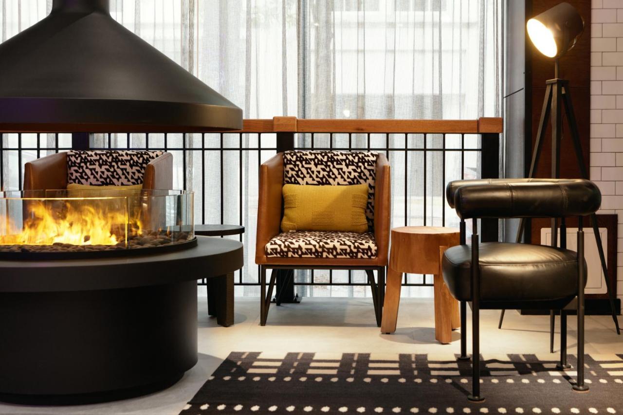 Moxy Richmond Downtown Hotell Eksteriør bilde