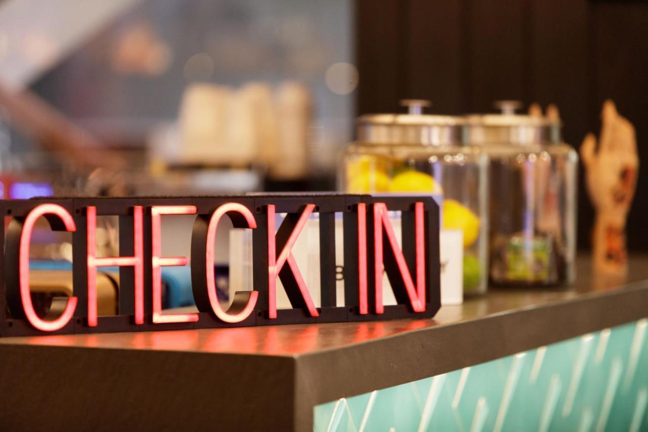 Moxy Richmond Downtown Hotell Eksteriør bilde